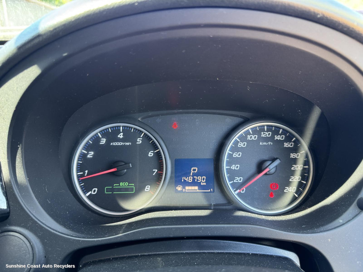 2012-2018 Mitsubishi Outlander Instrument Cluster