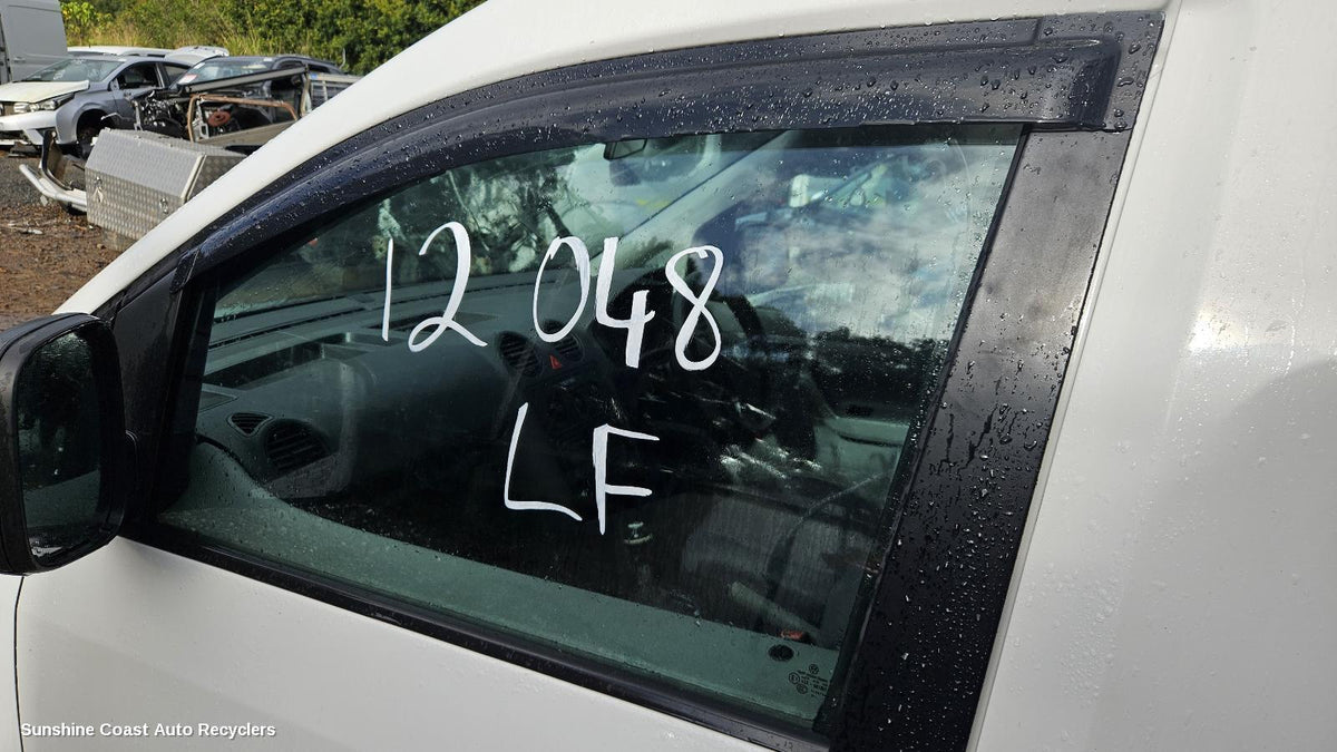2004-2015 Volkswagen Caddy Left Front Door Window