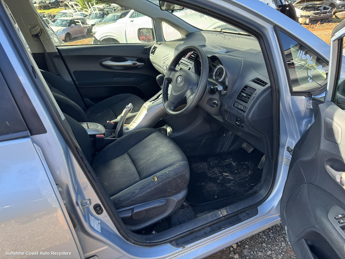 2007-2013 Toyota Corolla Tailgate Handle