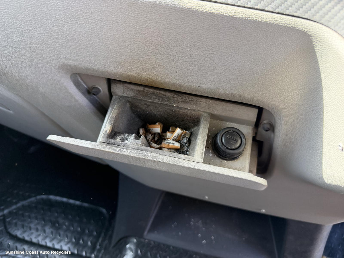 2020-2026 Ldv Deliver 9 Ashtray