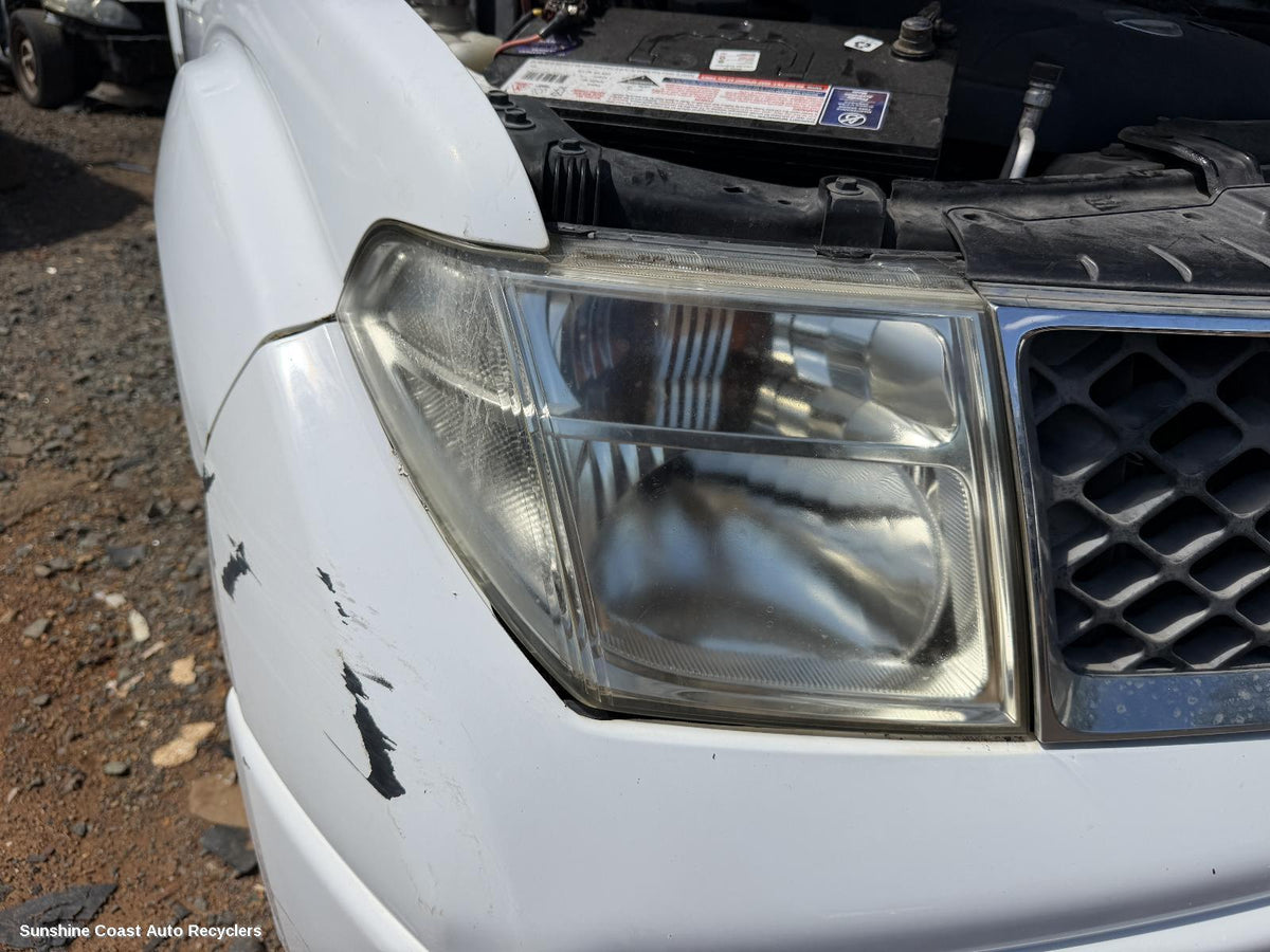 2005-2015 Nissan Navara Right Headlamp