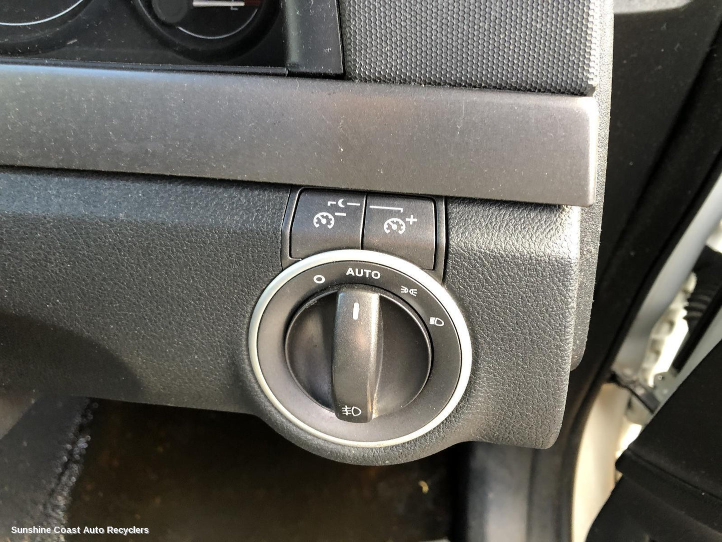 2009 Holden Commodore Combination Switch