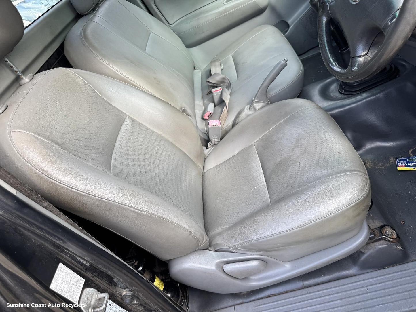 2005-2011 Toyota Hilux Front Seat