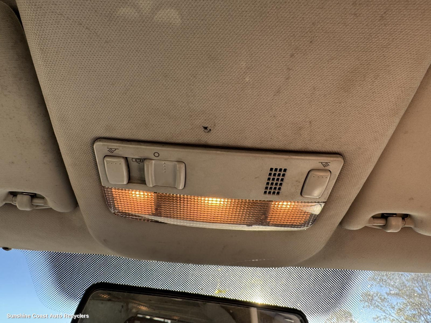 2004-2010 Volkswagen Transporter Courtesy Light