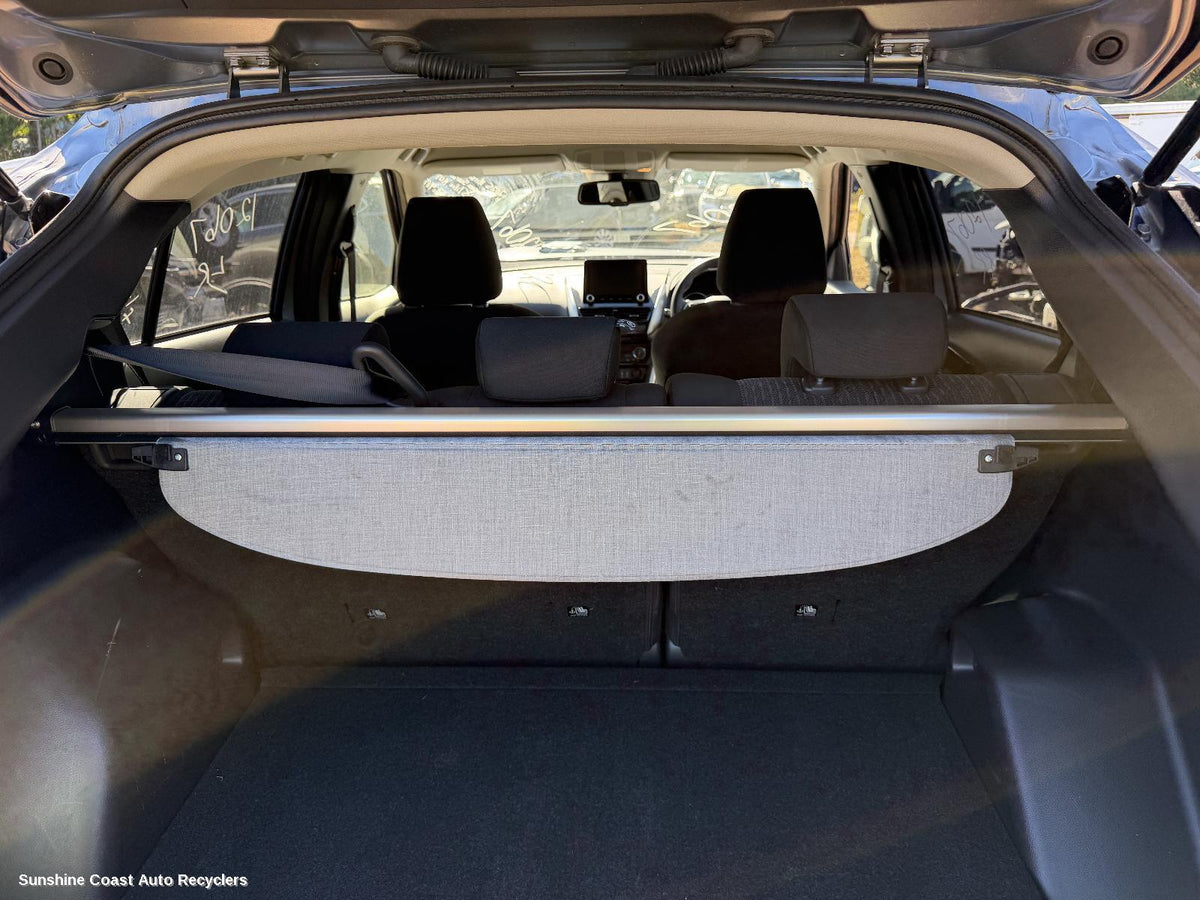 2017-2026 Mitsubishi Eclipse Cross Parcel Shelf Cargo Blind