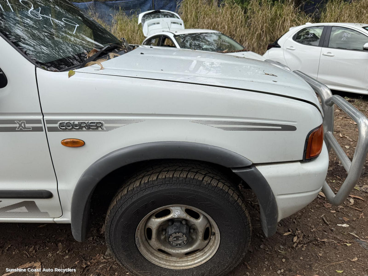 1999-2002 Ford Courier Right Guard