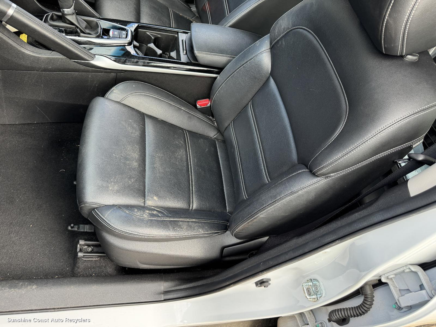 2016-2026 Renault Kaleos Front Seat