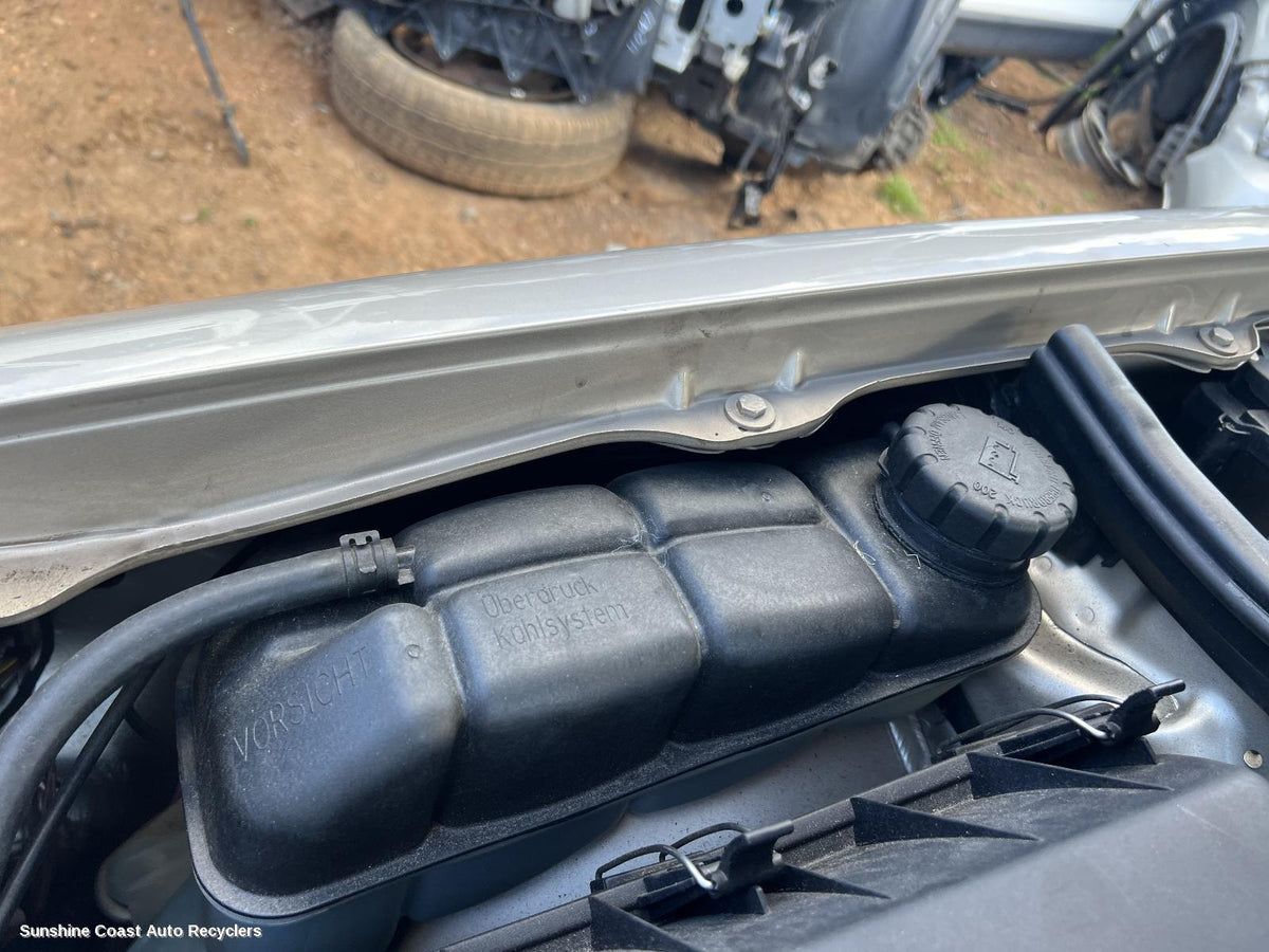 1996-2002 Mercedes E Class Overflow Bottle