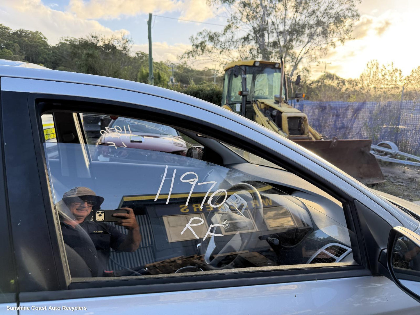 2010-2015 Hyundai I20 Right Front Door Window