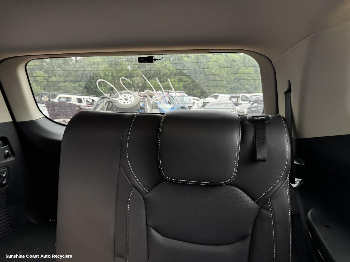 2022 Ldv D90 Headrest