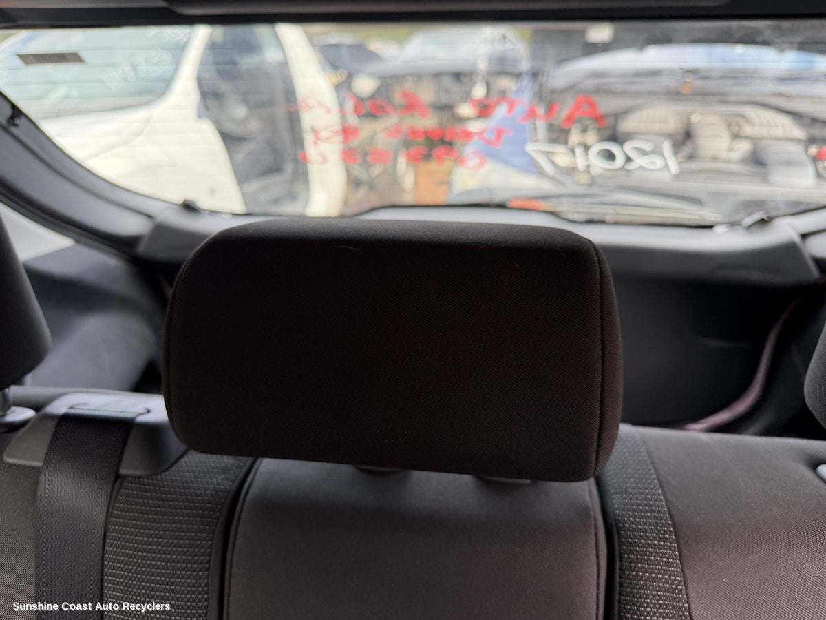 2020-2026 Toyota Yaris Cross Headrest
