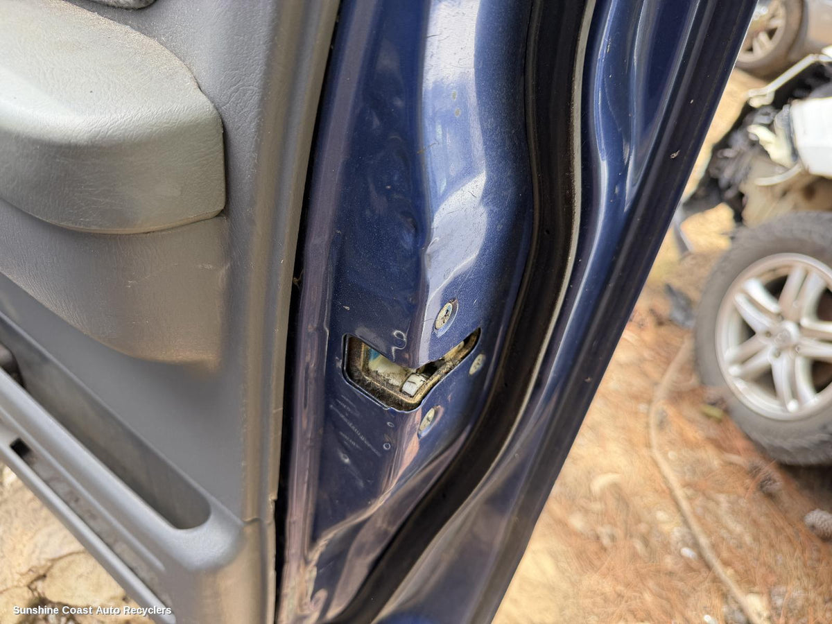 1997-2008 Nissan Navara Door Boot Gate Lock