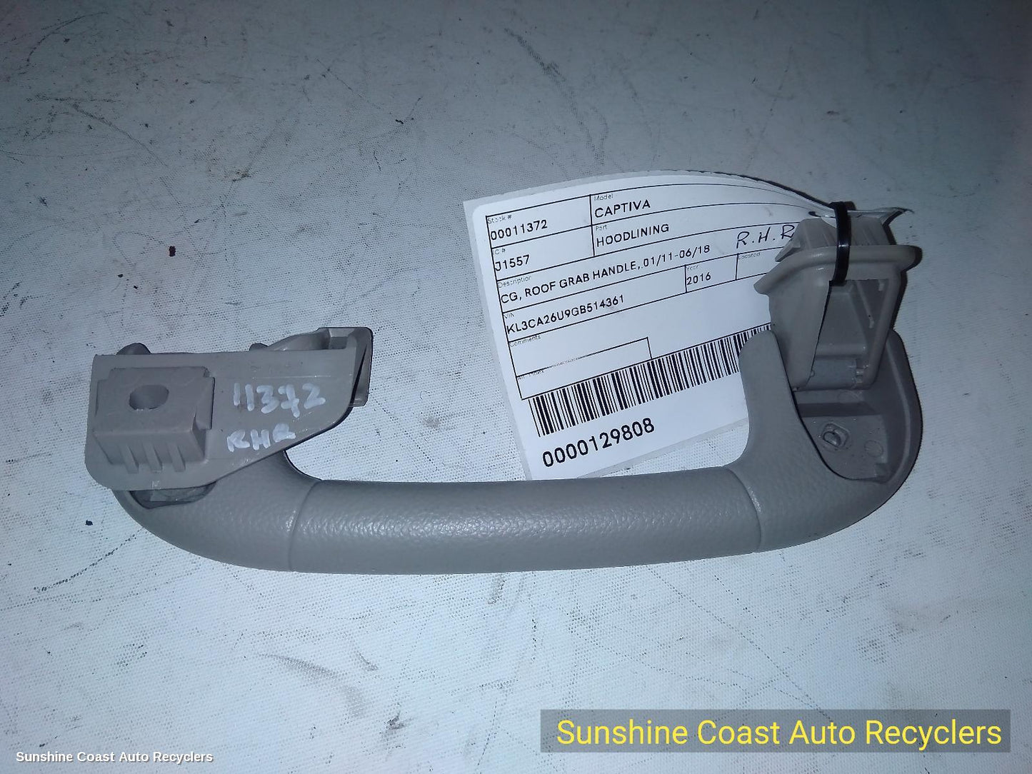 2016 Holden Captiva Hoodlining
