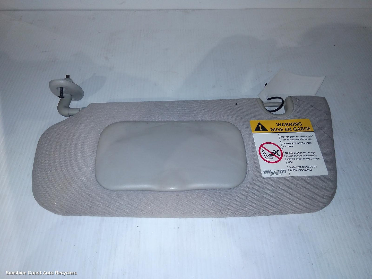 2012 Jeep Patriot Sunvisor