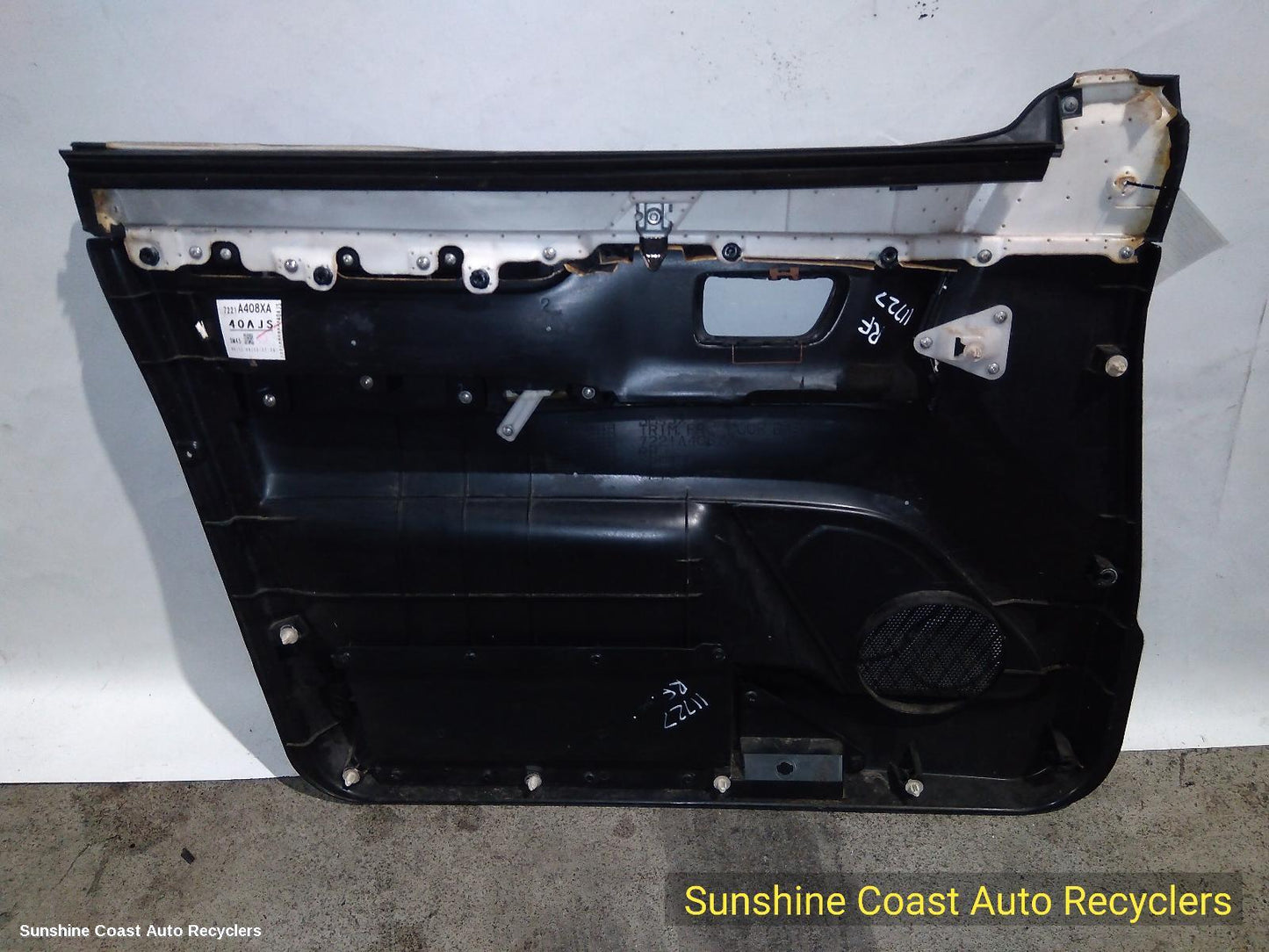 2007 Mitsubishi Pajero Door Trim