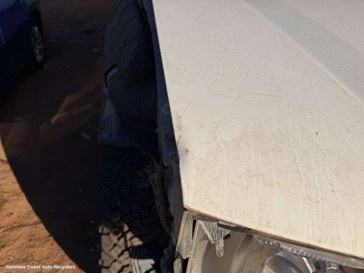 1998-2002 Toyota Landcruiser Bonnet