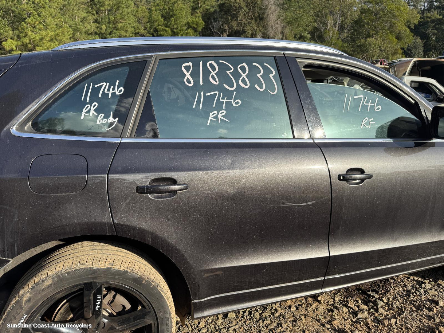 2011 Audi Q5 Right Rear Door Sliding