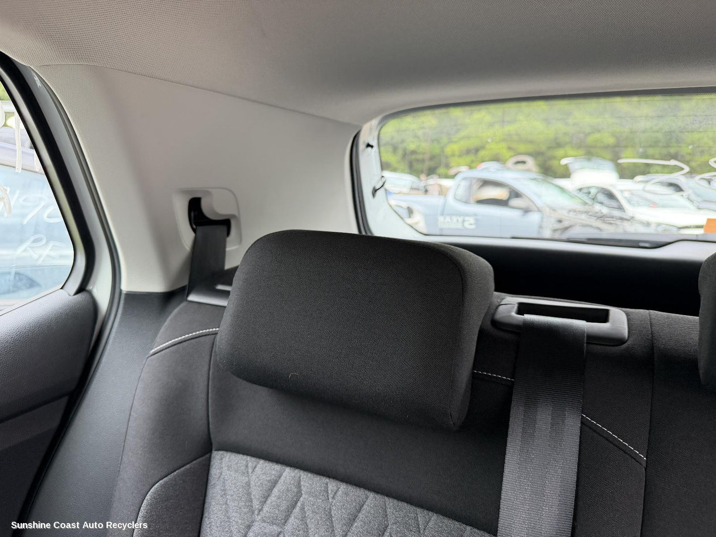 2020-2026 Volkswagen T-cross Headrest