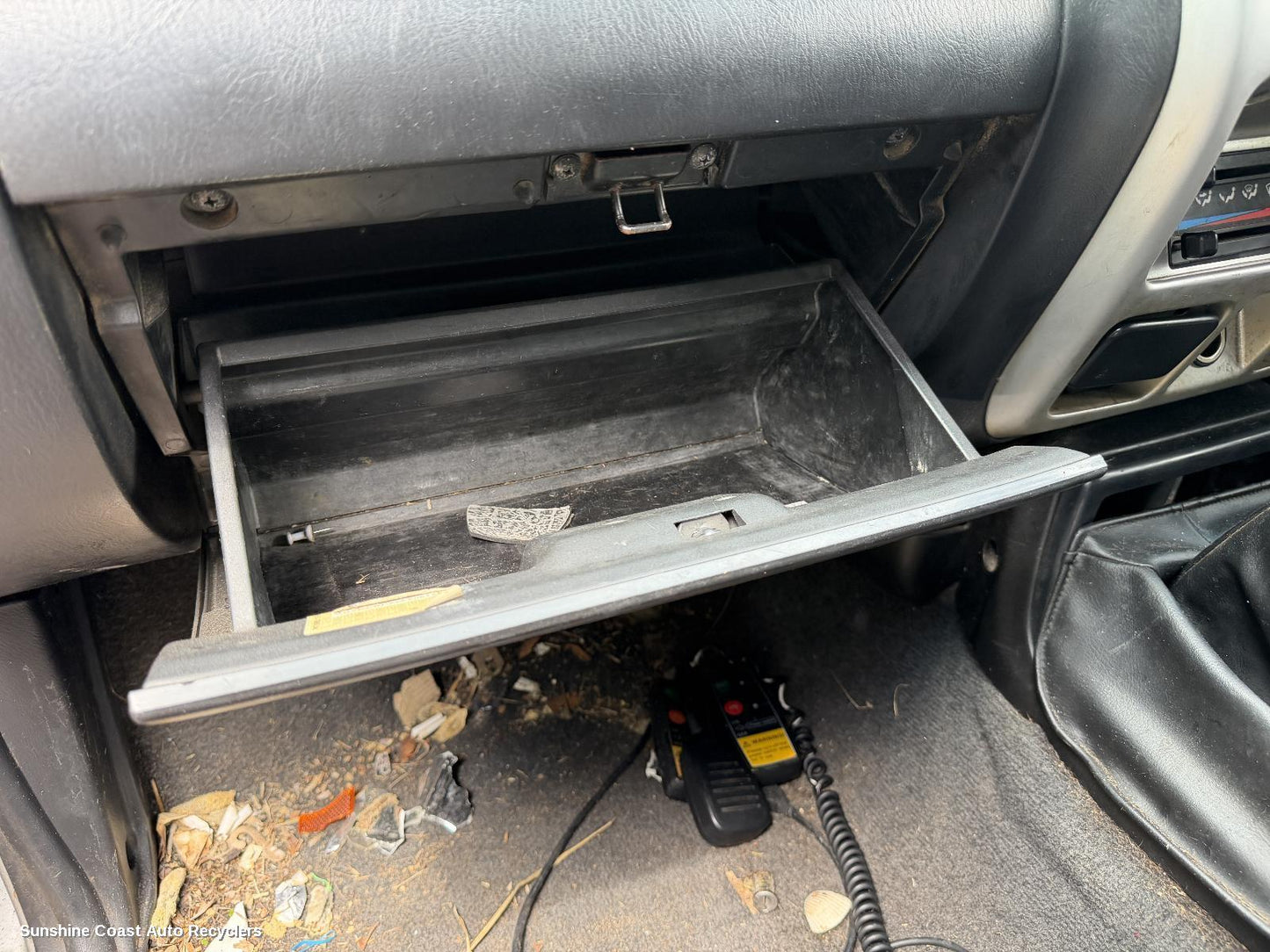 2001-2015 Nissan Navara Glove Box
