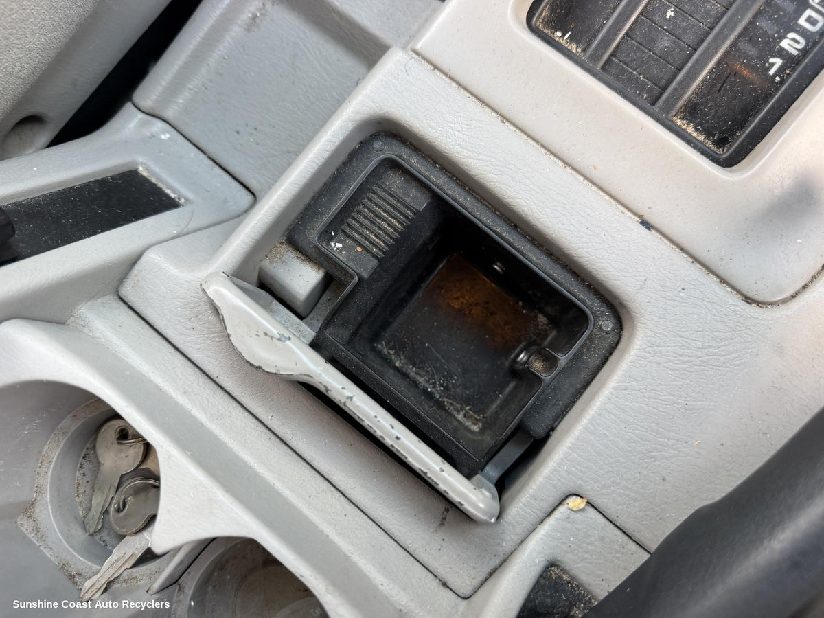 1997-2004 Nissan Patrol Ashtray