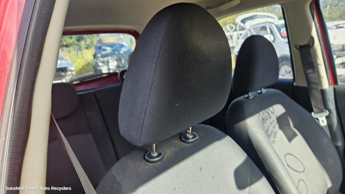 2010-2016 Nissan Micra Headrest