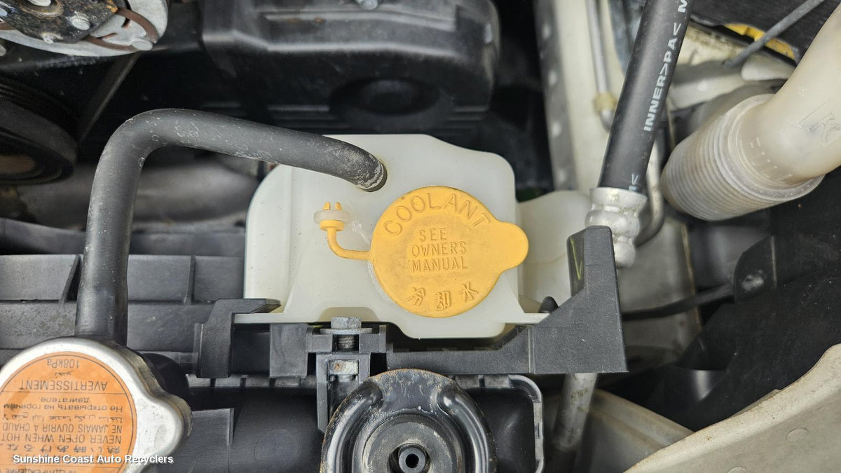 2009-2015 Subaru Liberty Overflow Bottle