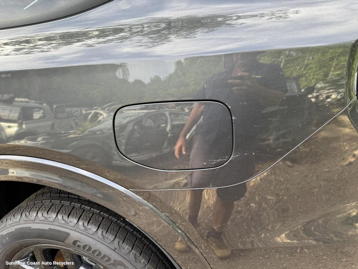 2024 Ford Everest Fuel Door   Filler