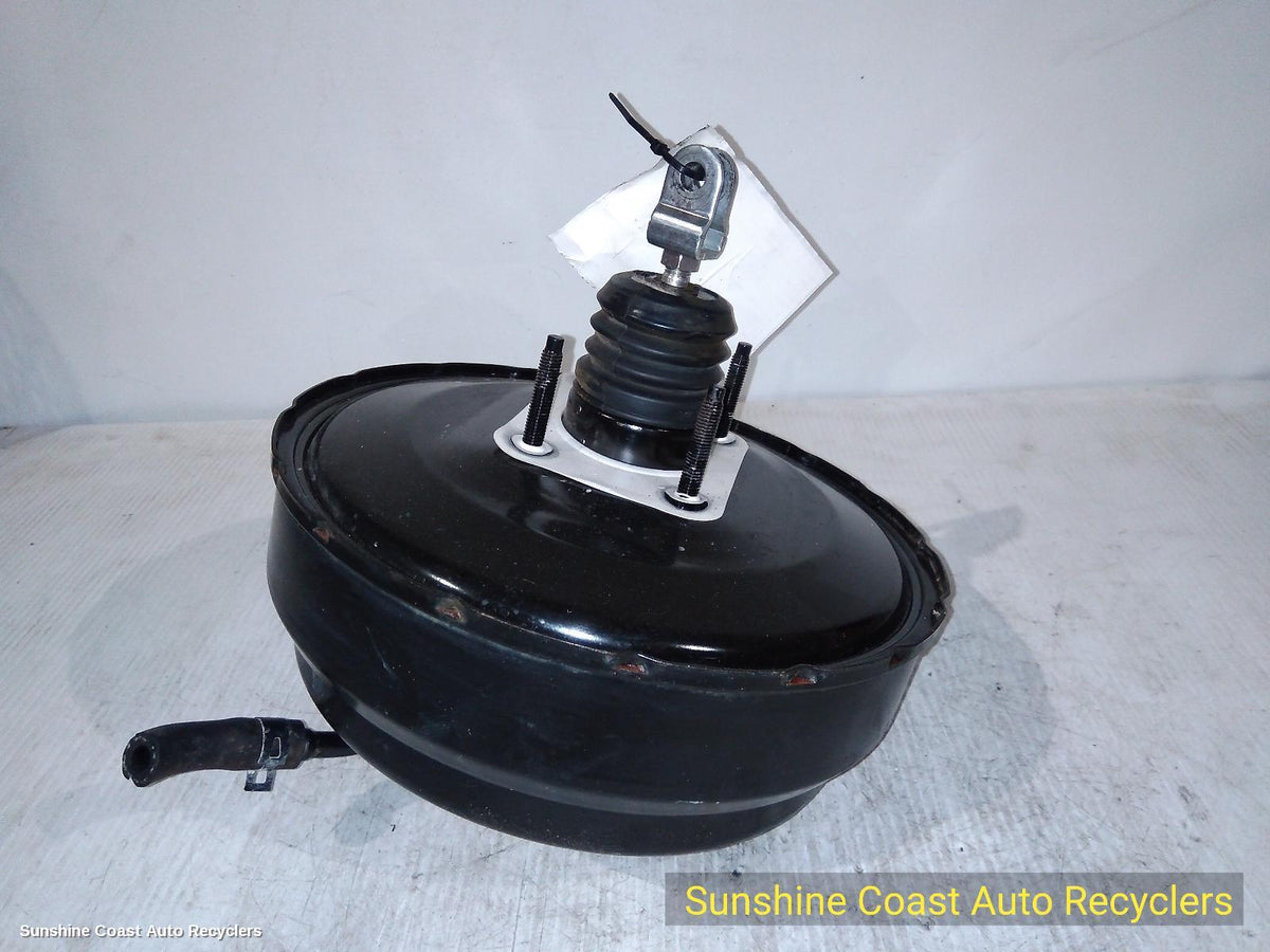 2015-2020 Kia Sorento Brake Booster