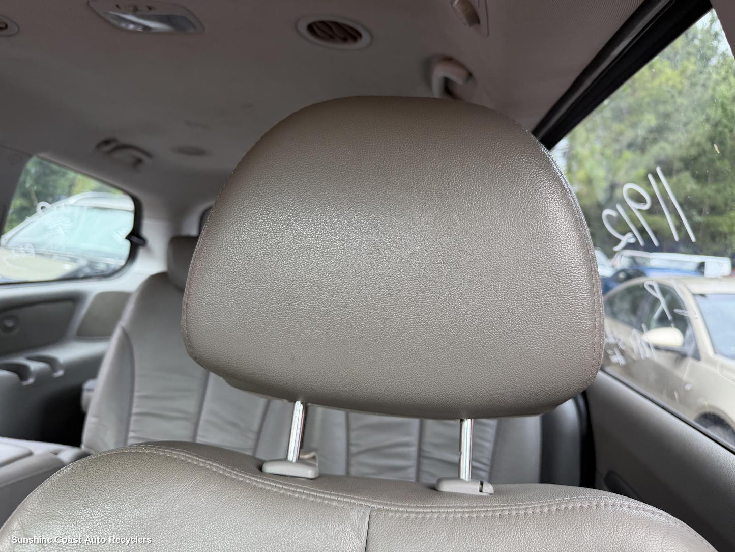 2005-2014 Kia Carnival/grand Carnival Headrest