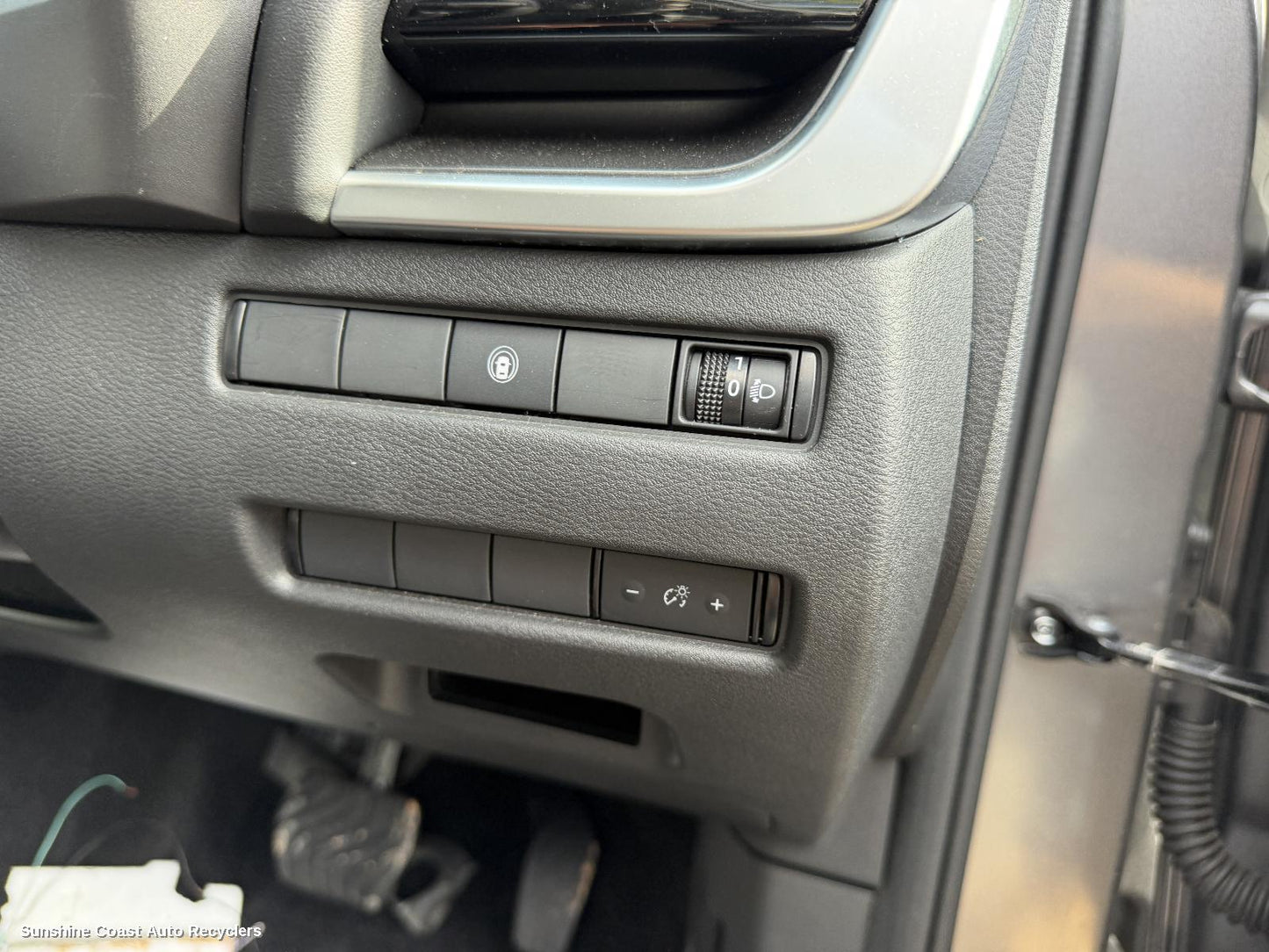 2022-2026 Nissan Xtrail Misc Switch Relay