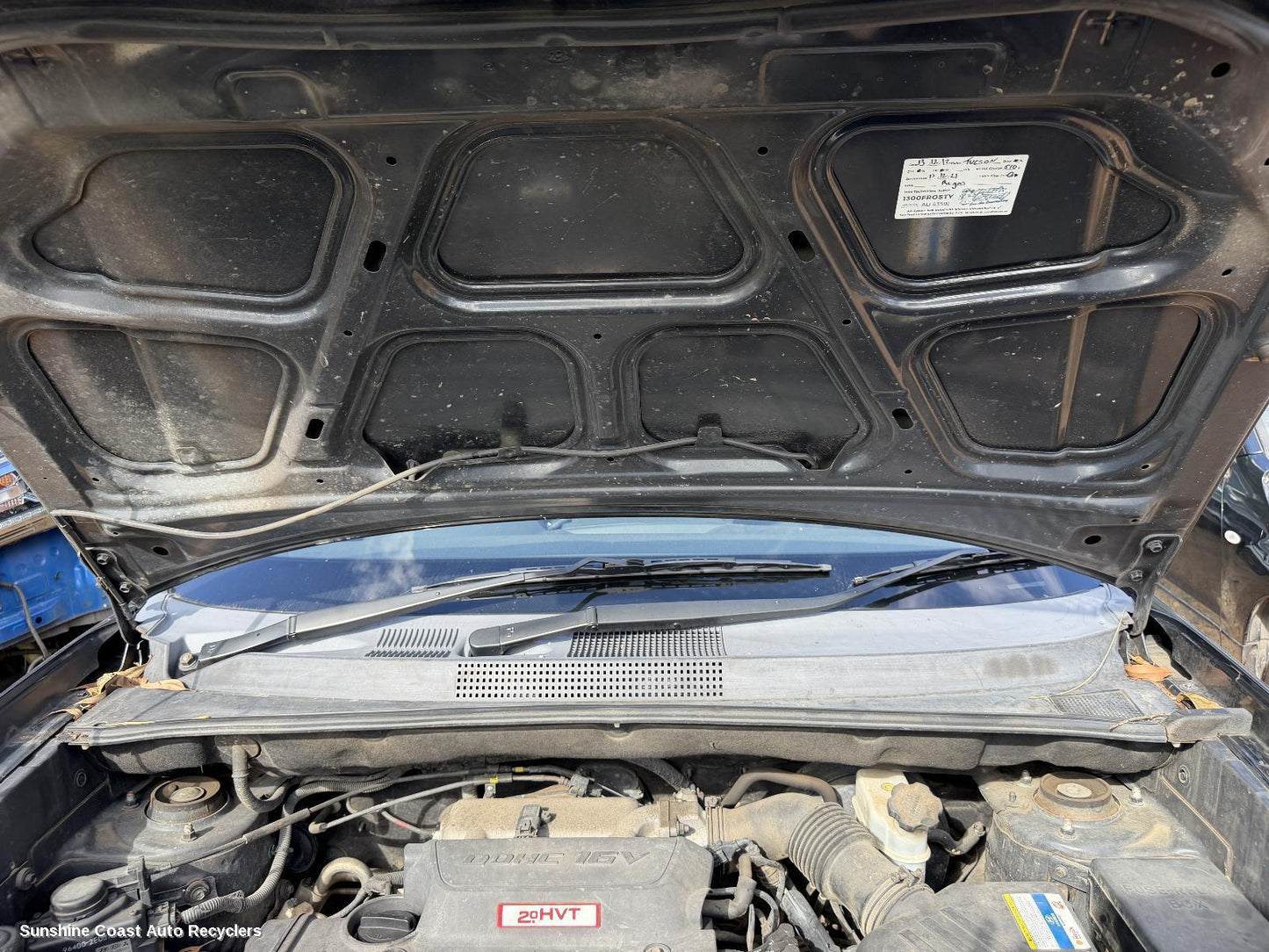 2004-2010 Hyundai Tucson Bonnet Hinge Strut