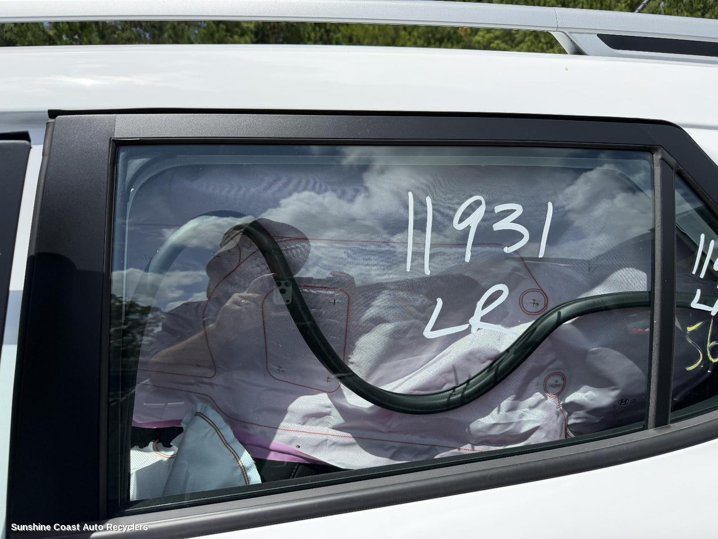 2019-2026 Hyundai Venue Left Rear Door Window