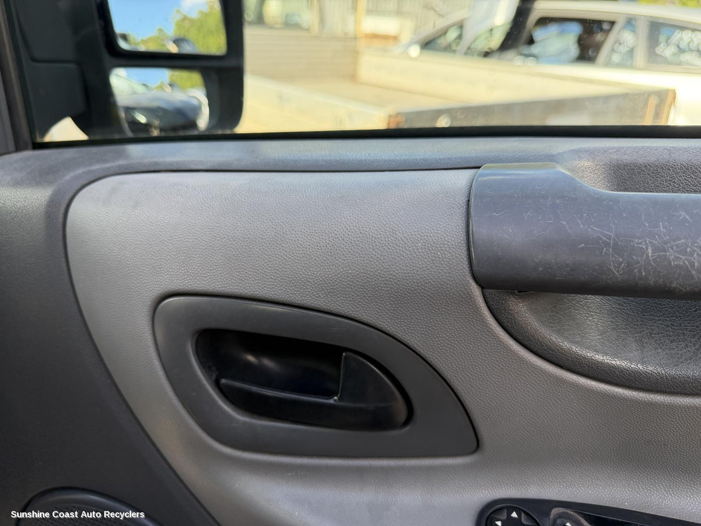 2008-2015 Peugeot Expert Door Handle