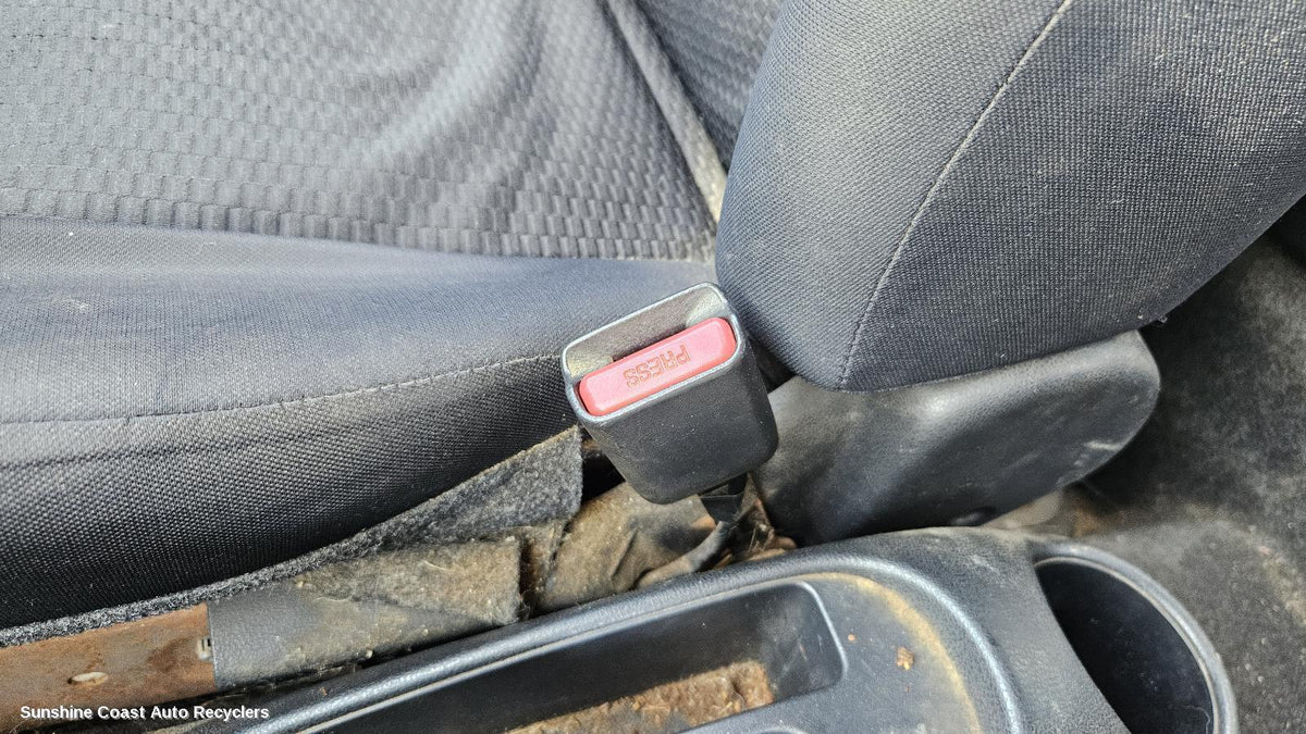 2010-2012 Nissan Micra Seatbelt Stalk