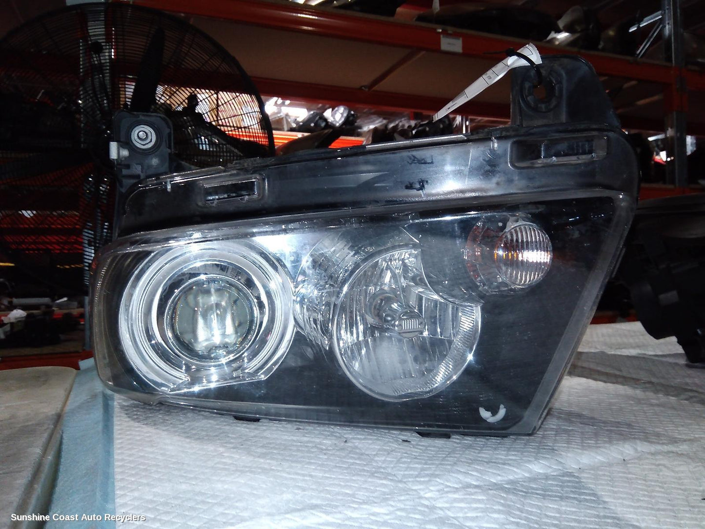 2014 Jeep Compass Left Headlamp