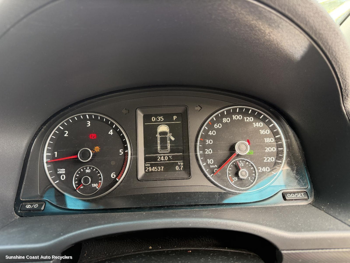 2010-2015 Volkswagen Caddy Instrument Cluster