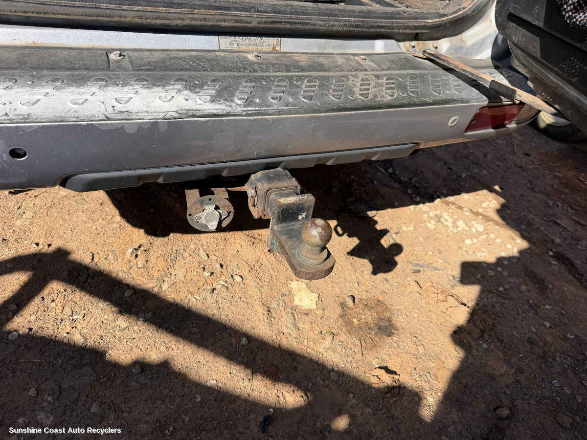 2000-2006 Mitsubishi Pajero Towbar