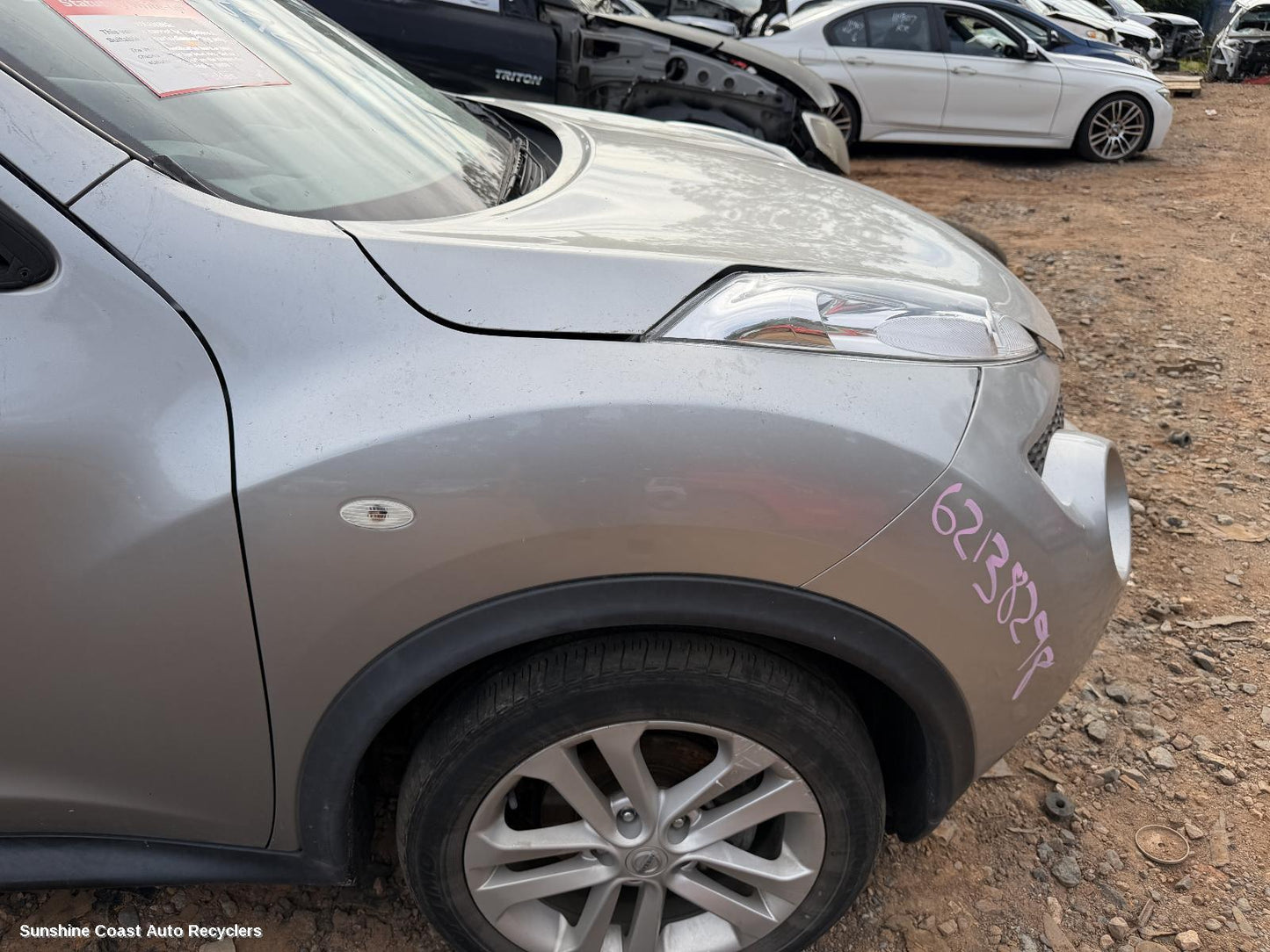 2014 Nissan Juke Right Guard