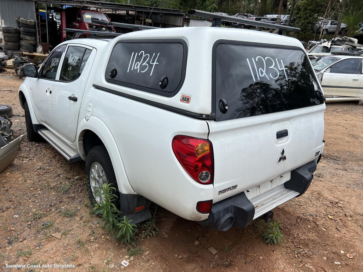 2009-2015 Mitsubishi Triton P S Reservoir