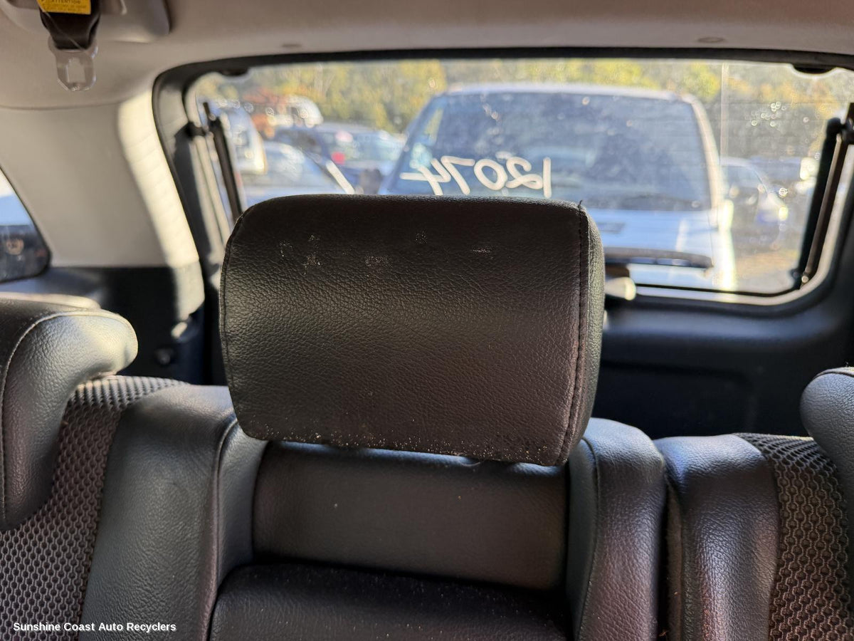 2005-2010 Kia Sportage Headrest