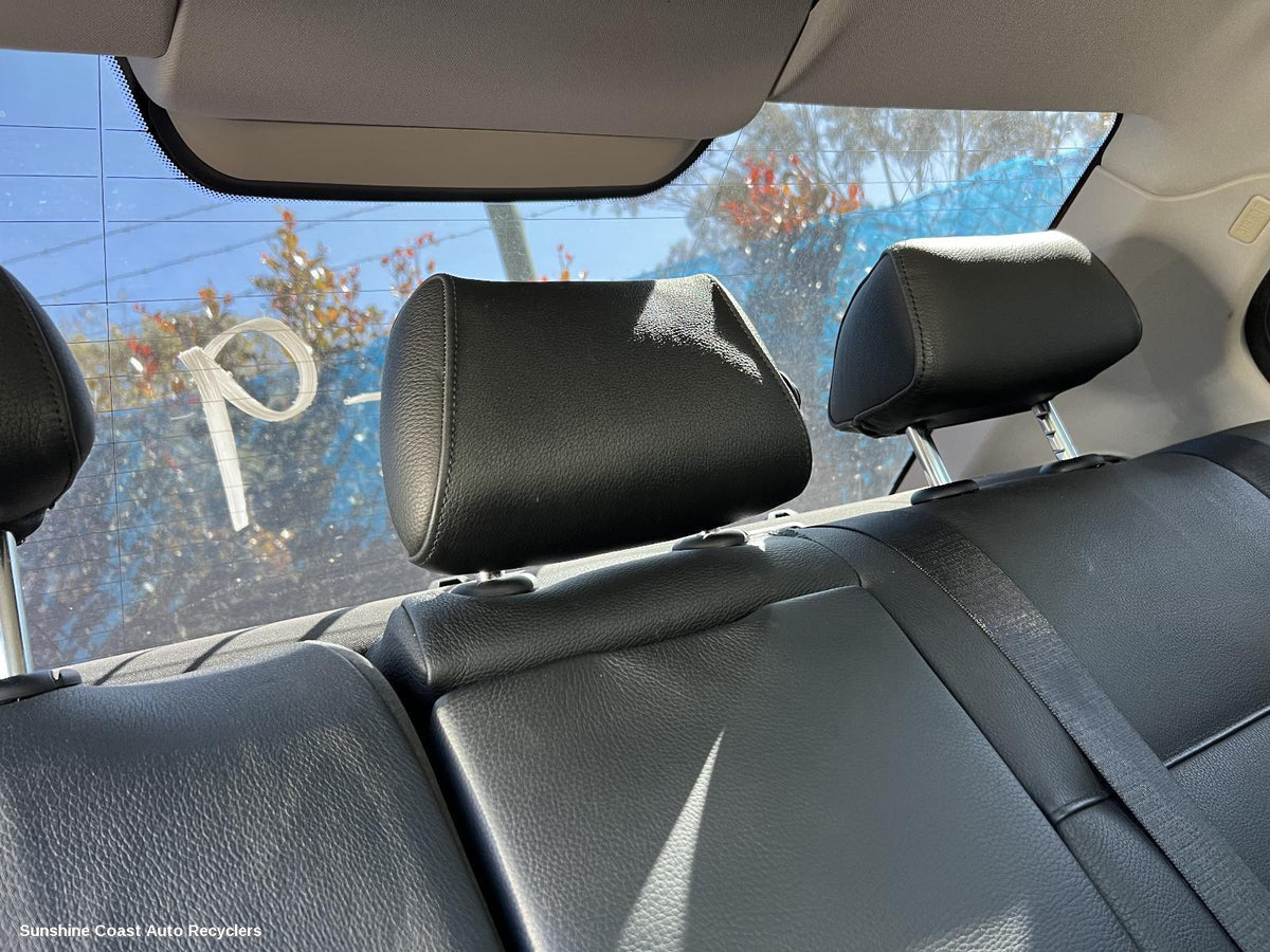 2005-2012 Bmw 3 Series Headrest