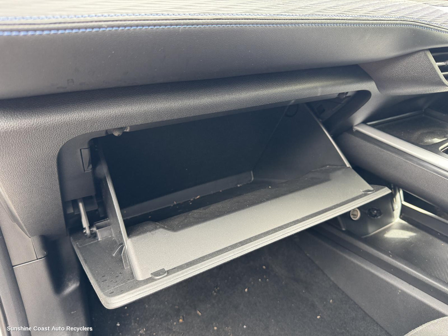 2021-2026 Haval Jolion Glove Box