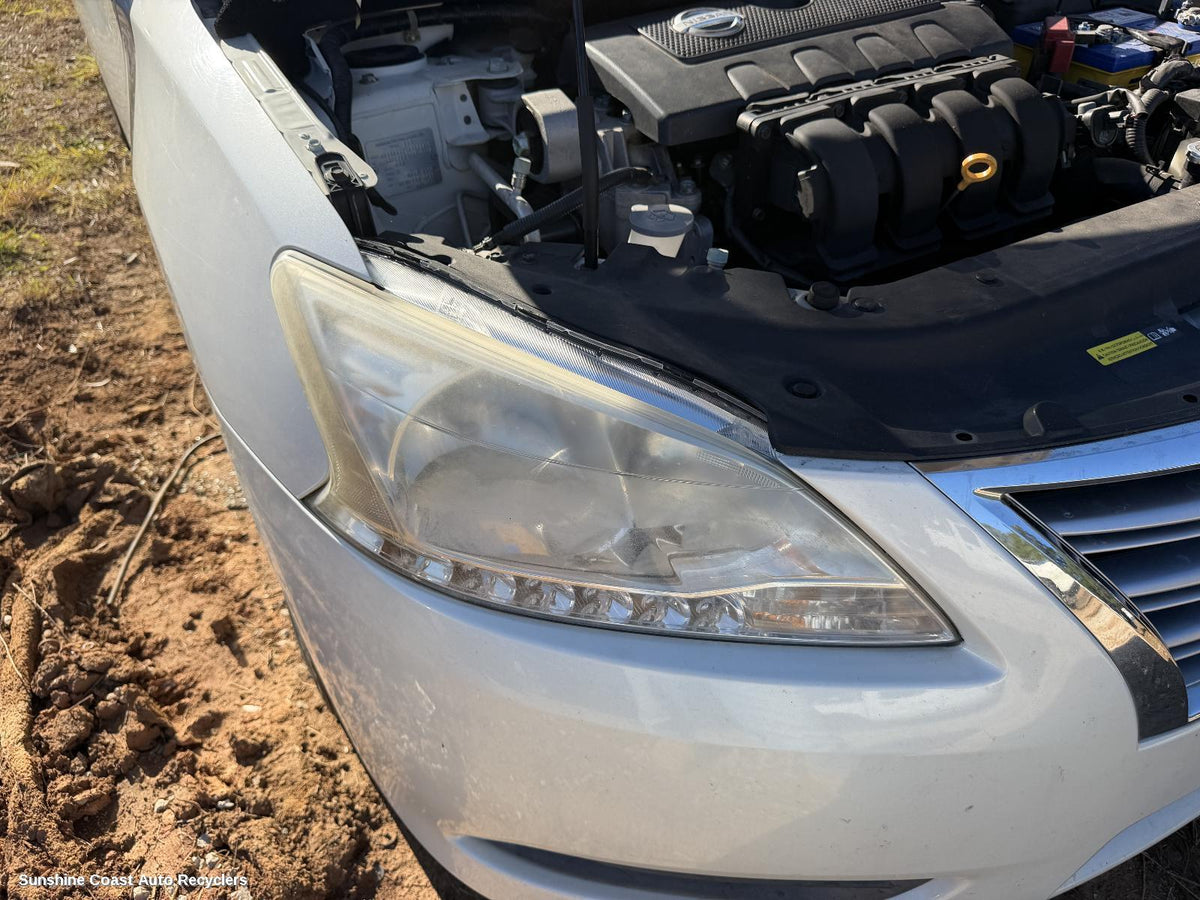 2012-2017 Nissan Pulsar Right Headlamp