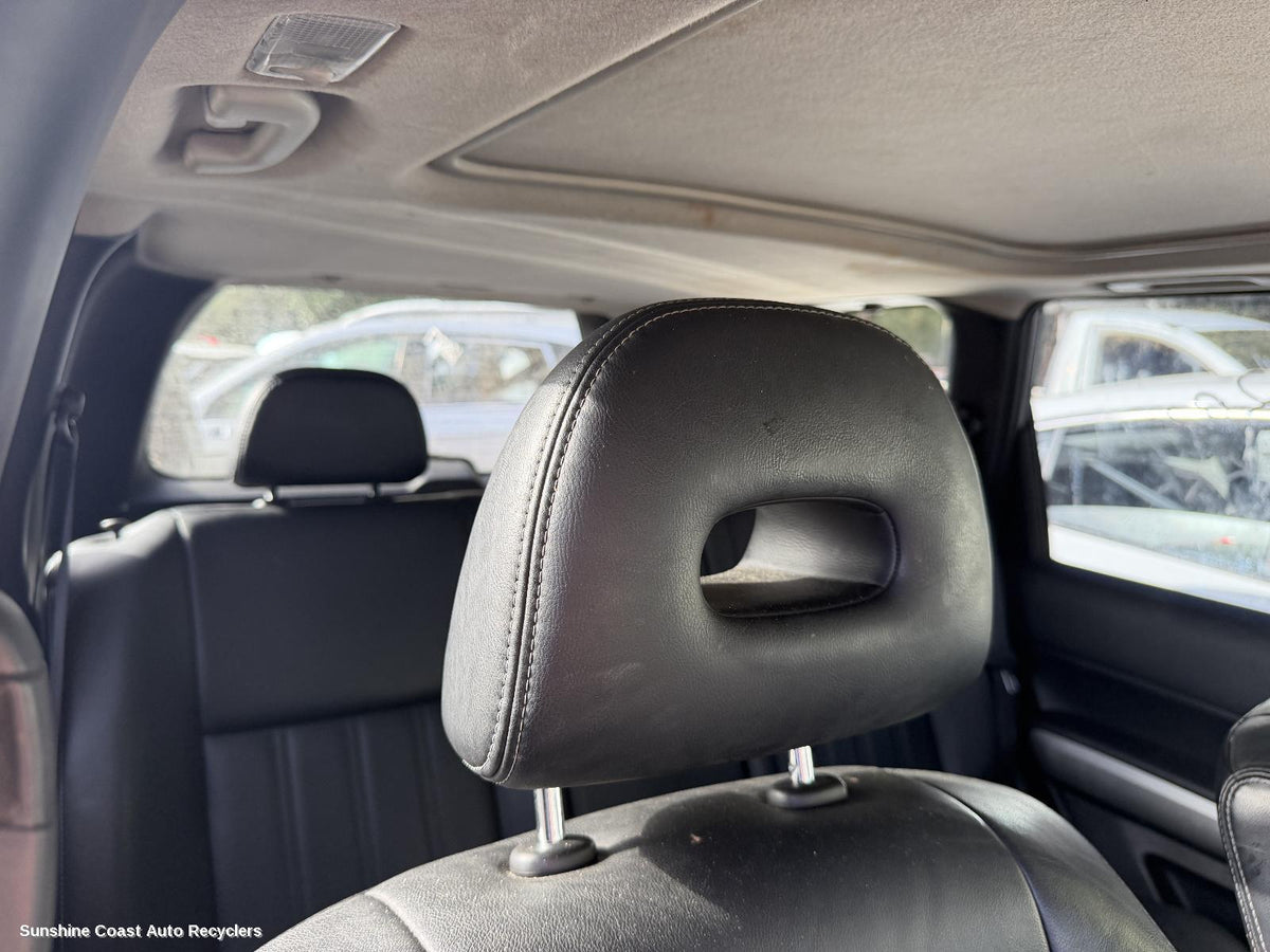 2007-2014 Nissan Xtrail Headrest