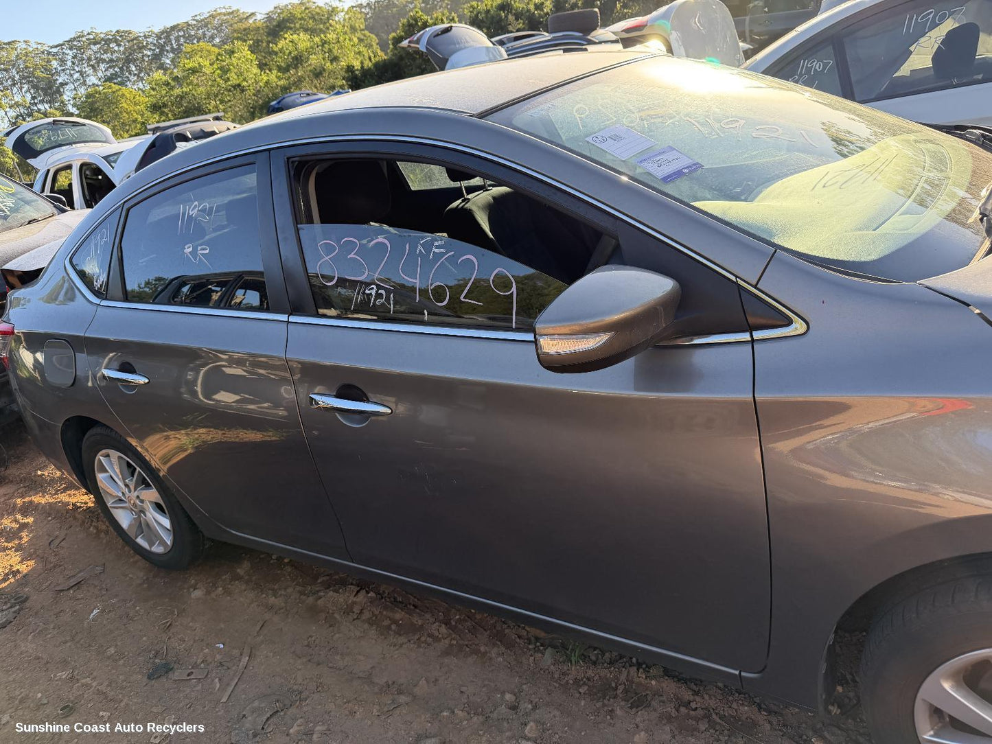 2012-2017 Nissan Pulsar Right Front Door