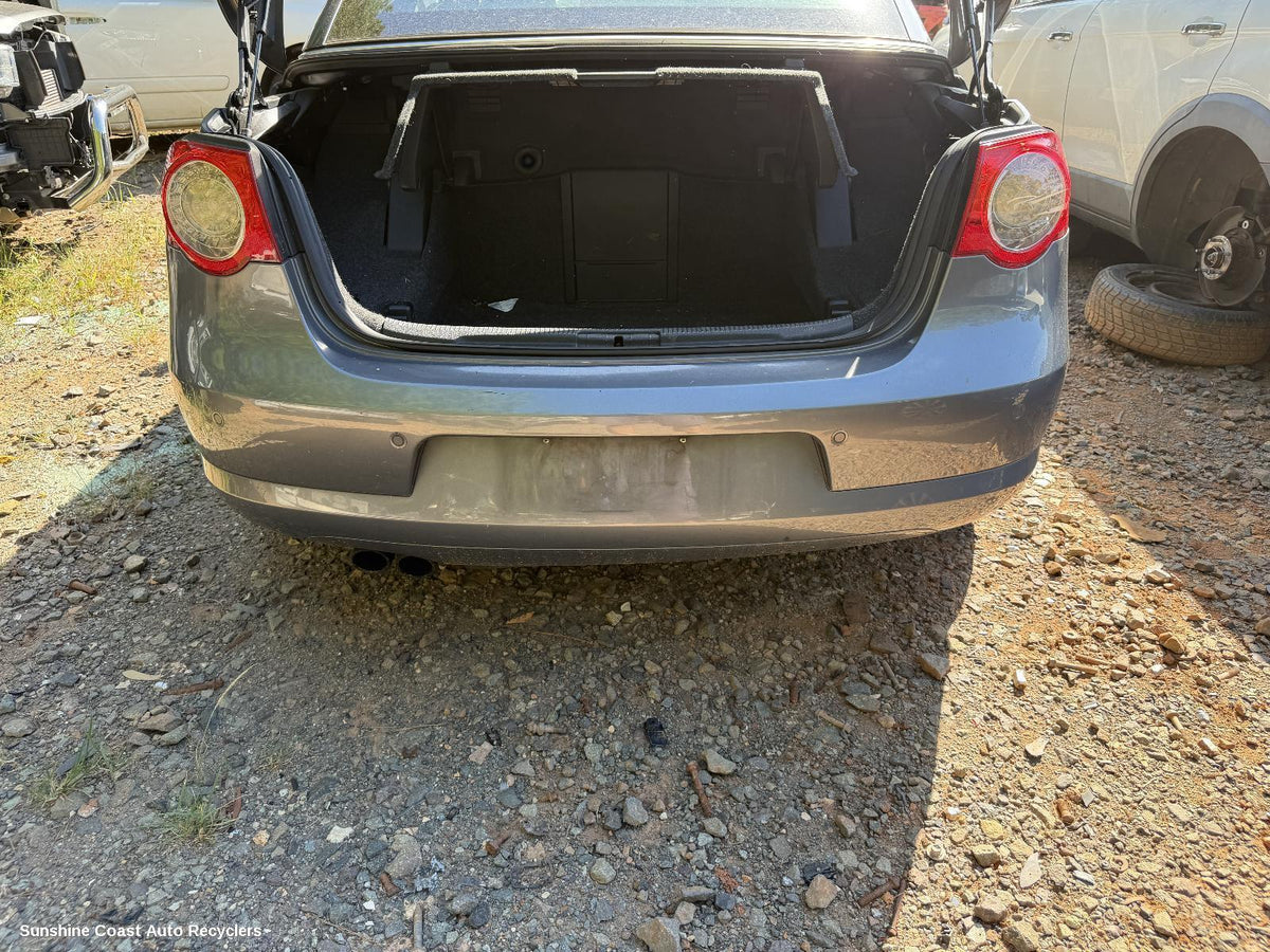 2007-2011 Volkswagen Eos Rear Bumper