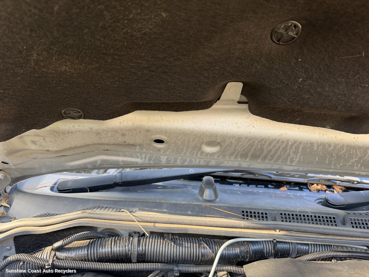 2005-2015 Nissan Navara Wiper Arm
