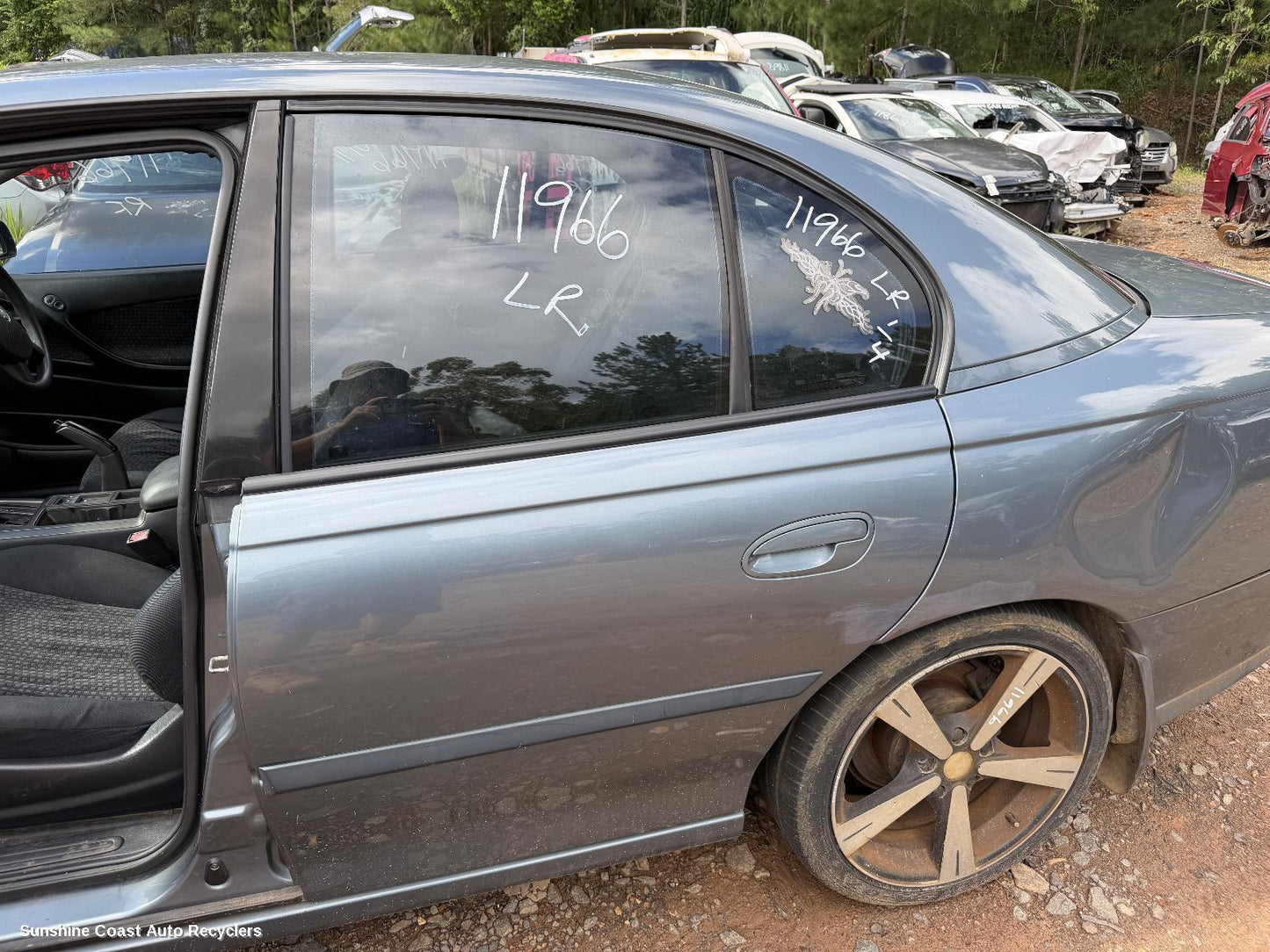 1997-2006 Holden Commodore Left Rear Door Sliding