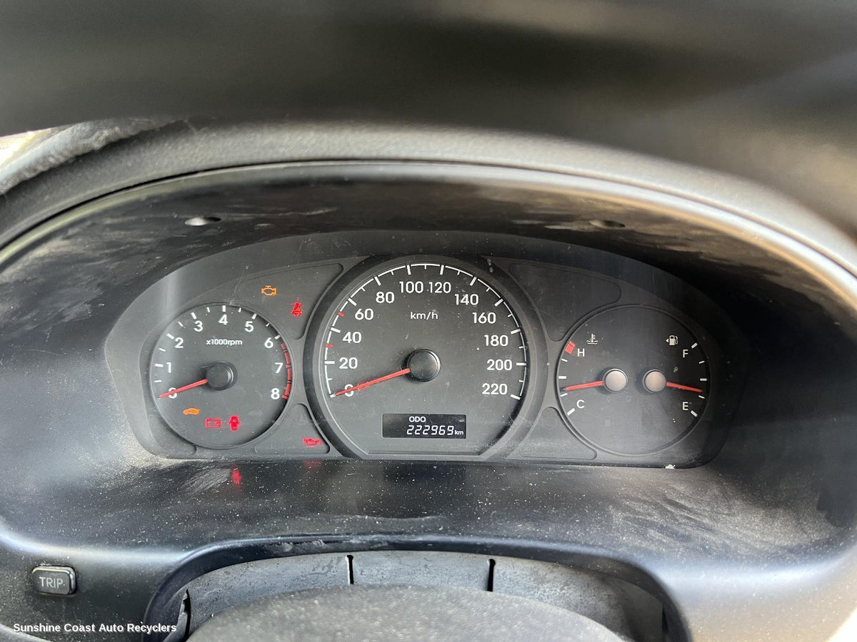 2015-2018 Hyundai Iload/imax Instrument Cluster