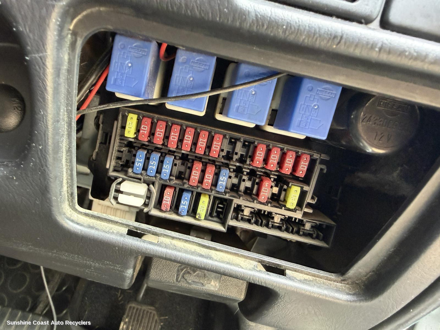 1997-2015 Nissan Navara Fuse Box